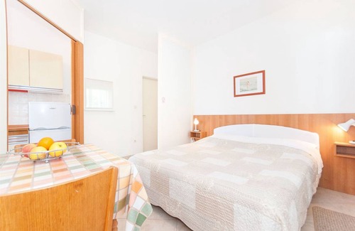 Pag Apartment | 23 m² Apartment ∙ 2 guests