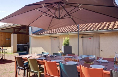 L'Hopital-le-Grand Cottage | 230 m² Cabin ∙ 5 bedrooms ∙ 12 guests