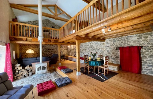 Saint-Vert Cottage | 230 m² Cabin ∙ 4 bedrooms ∙ 7 guests