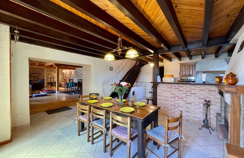 Saint-Vert Cottage | 230 m² Cabin ∙ 4 bedrooms ∙ 7 guests