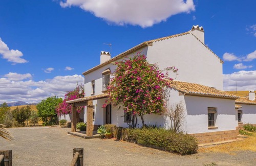 Alora Cottage | 230 m² Cabin ∙ 6 bedrooms ∙ 12 guests