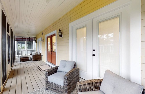 Long Neck House | 231 m² House ∙ 4 bedrooms ∙ 14 guests