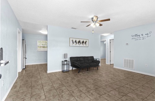 Florida South Atlantic Coast House | 2334 - Peaceful 3-bedroom house with AC in Avon Park