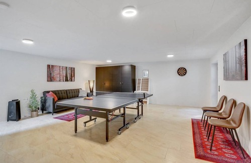 Logstor House | 235 m² House ∙ 5 bedrooms ∙ 11 guests
