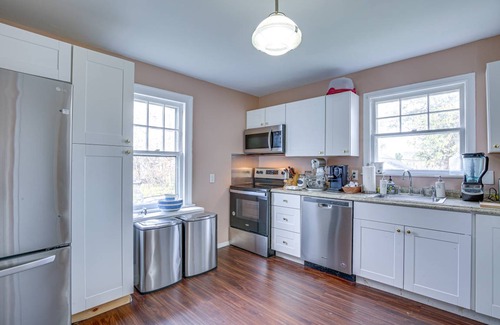 Poughkeepsie House | 236 m² House ∙ 4 bedrooms ∙ 8 guests