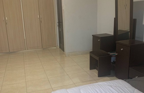 Tema Villa | 24/7 Secured Gated Community - Luxurious 5 Bedroom Holiday Villa - Tema