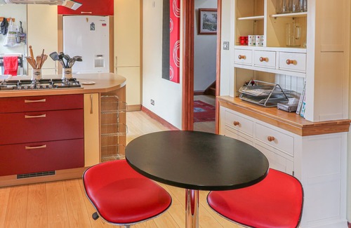 Wemyss Bay Cottage | 24 BURNS DRIVE, family friendly, with a garden in Wemyss Bay