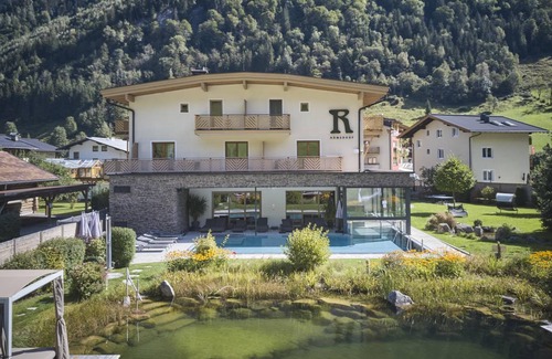 Fusch an der Grossglocknerstrasse Hotel | 24 m² Hotel ∙ 1 bedroom ∙ 3 guests