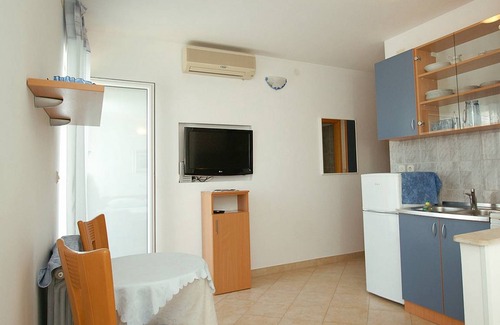 Tucepi Apartment | 24 m² Studio flat ∙ 1 bedroom ∙ 2 guests