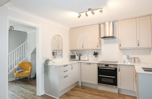 Abersoch House | 240 CAE DU, pet friendly, with open fire in Abersoch