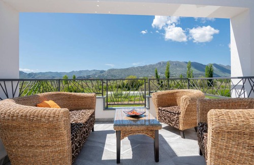 Veliki Prolog House | 240 m² Maisonette ∙ 4 bedrooms ∙ 9 guests