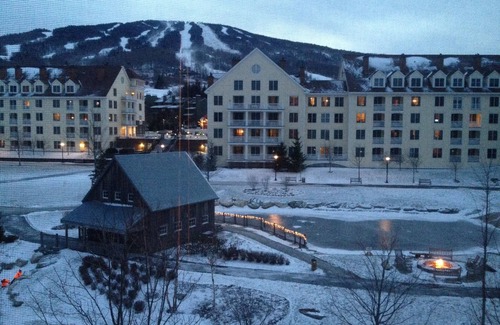 Stratton Mountain Condo | 2400 sf 4BR/4BA STRATTON CONDO. Walk to Village. Pool, spa, sauna, game room.