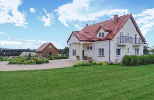 gmina Srokowo House | 242 m² House ∙ 6 bedrooms ∙ 12 guests