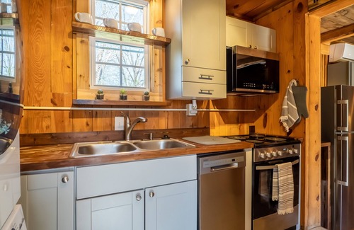 Sandy Hook Cabin | 25-acre Cabin Retreat with a Private Pond perfect for group parties/campouts.
