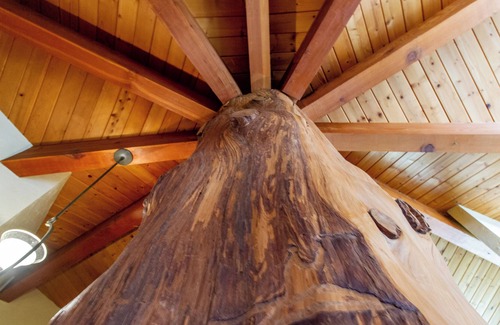 Midpines House | 25 Acres of private solitude. Close to Yosemite!