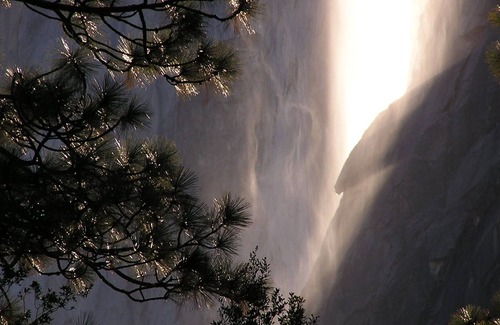 Midpines House | 25 ACRES OF PRIVATE SOLITUDE. Close to Yosemite~Hot Tub