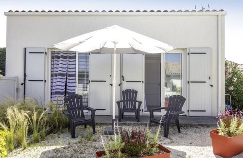 Saint-Palais-sur-Mer House | 25 m² House ∙ 1 bedroom ∙ 3 guests