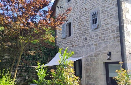 Besancon House | 25 m² Gîte ∙ 1 bedroom ∙ 2 guests