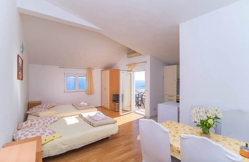 Dugi Rat Apartment | 25 m² Studio flat ∙ 1 bedroom ∙ 4 guests