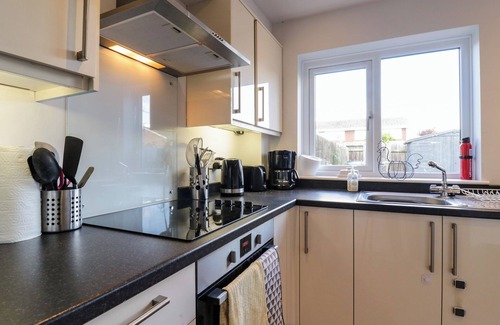 Sawston Cottage | 25 RESBURY CLOSE, with a garden in Sawston