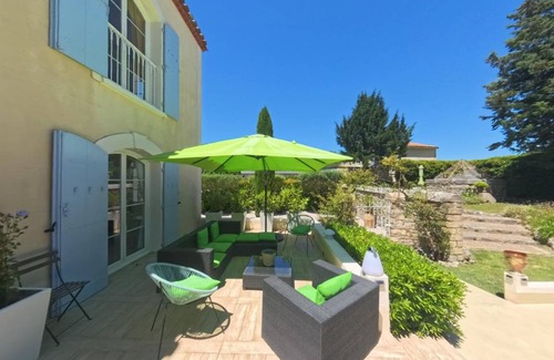 Fontanes House | 250 m² Gîte ∙ 4 bedrooms ∙ 8 guests