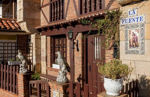 Cobijon House | 250 m² House ∙ 3 bedrooms ∙ 6 guests