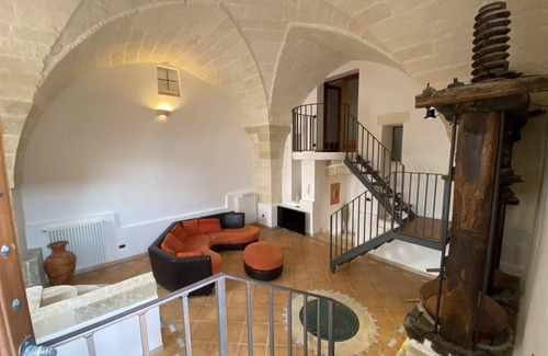 Surano House | 250 m² House ∙ 3 bedrooms ∙ 6 guests