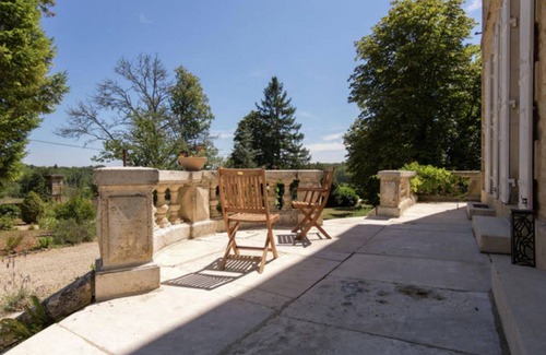 Brouchaud House | 250 m² House ∙ 4 bedrooms ∙ 6 guests