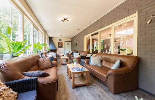 Municipality of Haaksbergen House | 250 m² House ∙ 7 bedrooms ∙ 26 guests