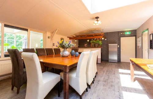 Municipality of Haaksbergen House | 250 m² House ∙ 7 bedrooms ∙ 26 guests