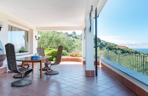 Monade Santa Lucia Villa | 250 m² Villa ∙ 7 bedrooms ∙ 14 guests