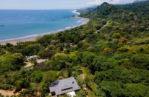 Dominicalito Villa | 250 m² Villa ∙ 4 bedrooms ∙ 9 guests