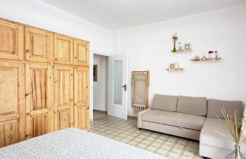 Ceriale Apartment | 250 mt dal mare - Relax con Fresco Balcone