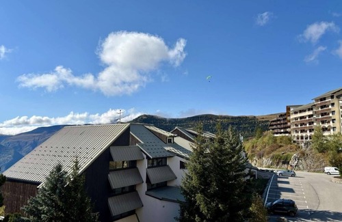 Eclose-Ouest Apartment | 250m from shops, 3rd floor, balcony, tv, ski locker, 31m², Alpe d'Huez