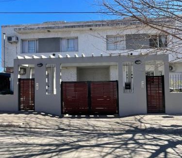 Villa Carlos Paz Apartment | 255 TUPUNGATO con COCHERA