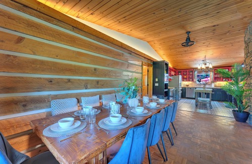 Asheville House | 25p Mountain Retreat on 5.2 acres w Pool/Spa/Movie Theatre/Gameroom 5m from DT