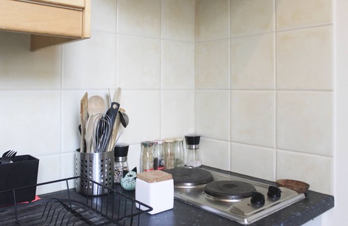 16th Arrondissement Apartment | 26 m² love cocoon with Eiffel Tower view