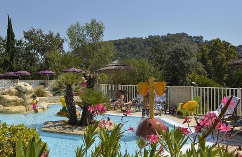 La Colle-sur-Loup House | 26 m² Mobile home ∙ 2 bedrooms ∙ 4 guests