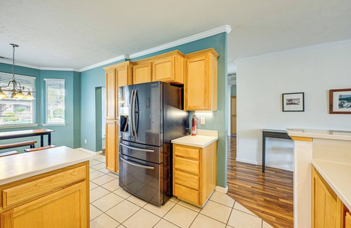 Reedley House | 26 Mi to Fresno: Pet-Friendly Home in Reedley!