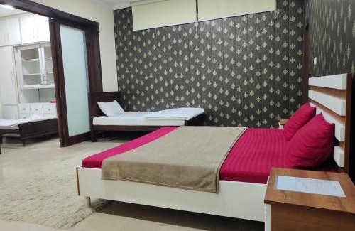 Islamabad House | 26 Number Bus Stop Guest House