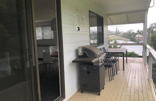Rainbow Beach House | 26 Rumbalara Avenue Rainbow Beach Aircon Walk To Beach
