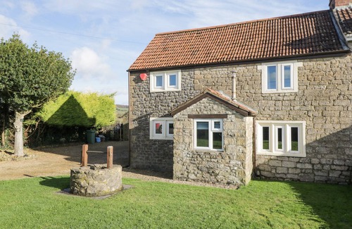 Cranmore House | 26 TANSEY, pet friendly, character holiday cottage in Shepton Mallet