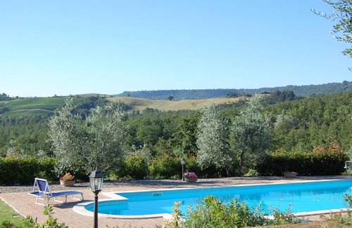 Castel Viscardo House | 260 m² House ∙ 5 bedrooms ∙ 10 guests