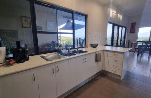 Agnes Water House | 260 m² House ∙ 5 bedrooms ∙ 16 guests