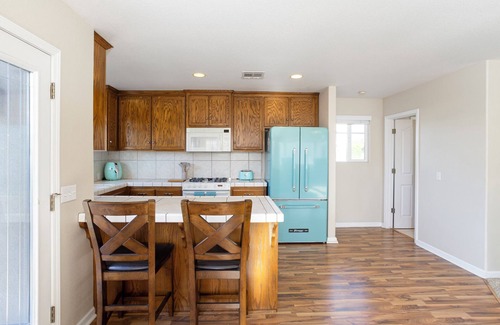 Downtown Condo | 260 Ocean View Unit A