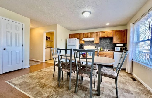 Monroe House | 260 Overbrook · Jason's Attached home