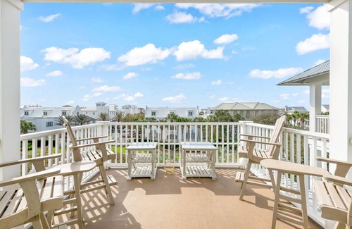 Seacrest Beach Apartment | 2600 m² Apartment ∙ 4 bedrooms ∙ 12 guests