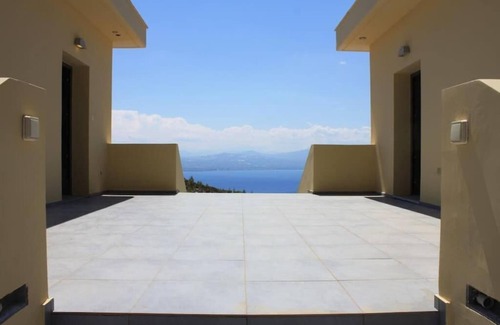 Loutraki Villa | 260sqm villa in Loutraki with a sea viewn
