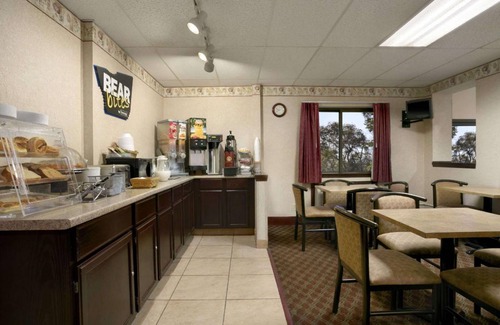 Lakewood Hotel | 27 m² Hotel ∙ 127 guests