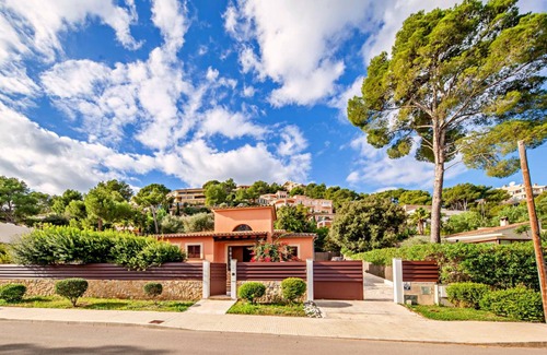 Urbanitzacio Gotmar Villa | 270 m² Villa ∙ 3 bedrooms ∙ 6 guests